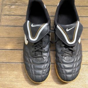 Nike Tempo indoor soccer shoes